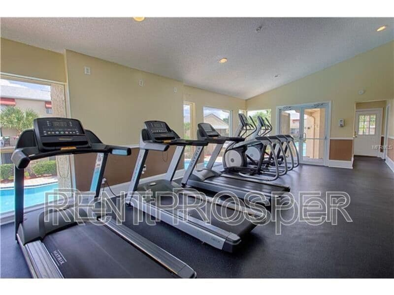 Orlando Townhome: 4267 S. Semoran Blvd