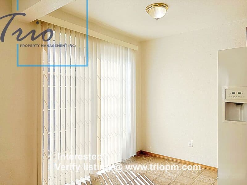 Eugene Condo: 112 Lea Avenue