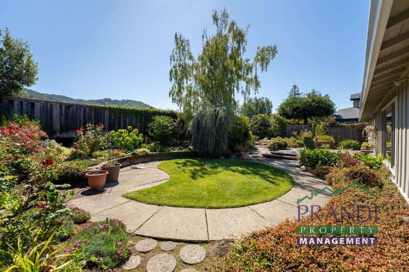San Rafael House: 164 Madison Ave