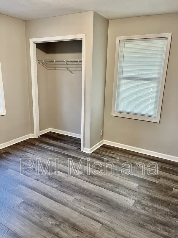 South Bend House: 606 S 27th St
