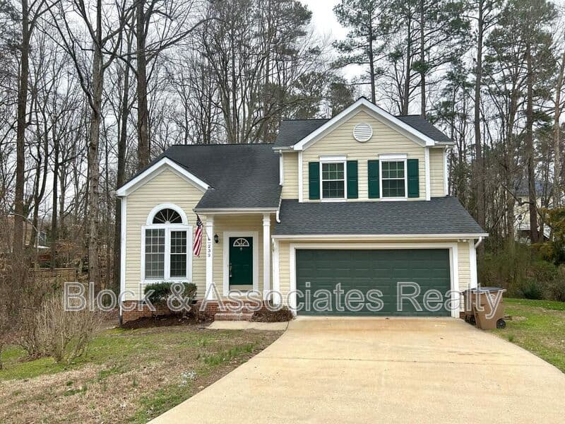Wake Forest House: 232 Haywicke Place