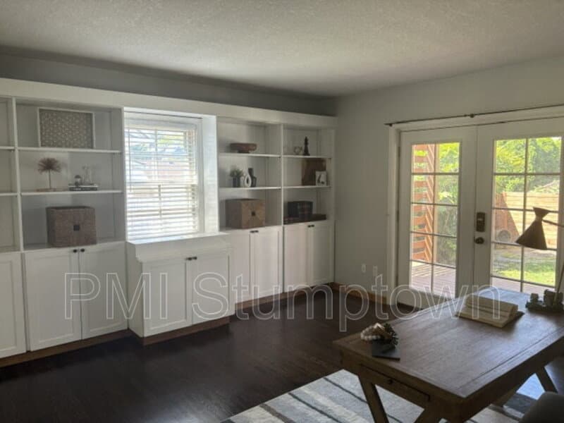 Portland House: 7407 Southeast 30th Avenue