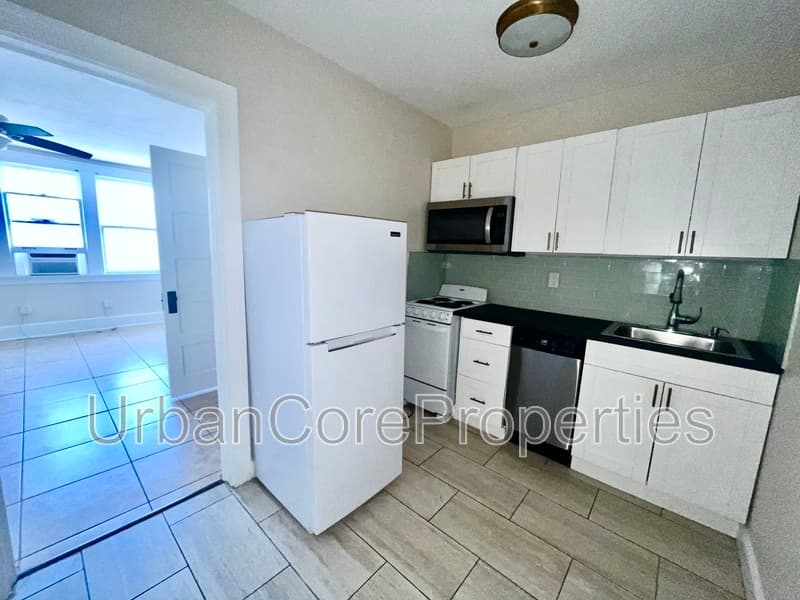 St. Petersburg Condo: 360 13th Ave NE