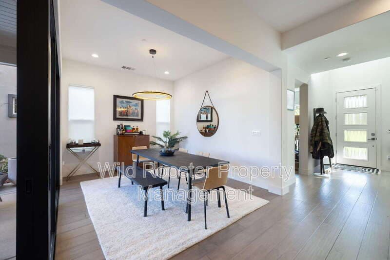 Sacramento House: 3500 Forney Way