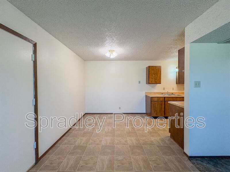 Troy Condo: 120 W Main St