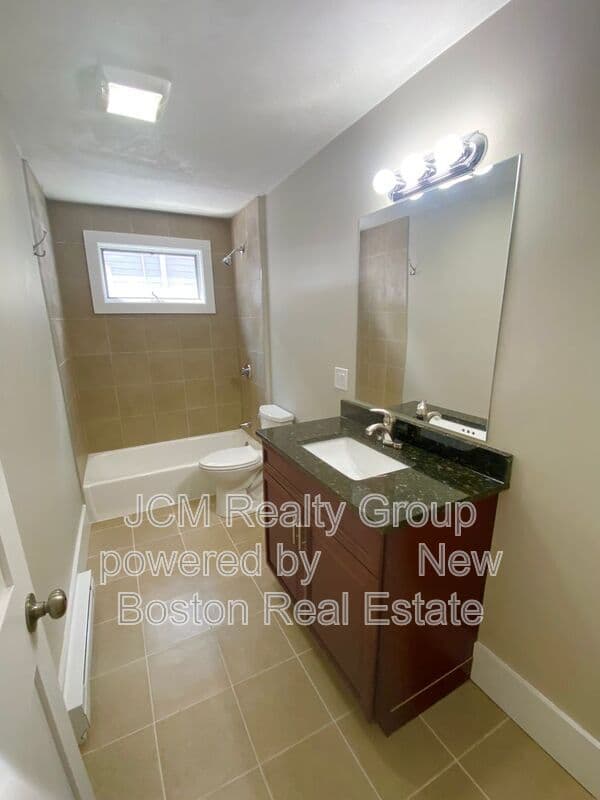Salem Condo: 39 Salem St