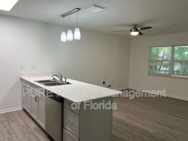 Ocala House: 318 NE 7 Terrace