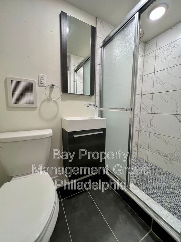 Philadelphia Condo: 1706 Arlington St