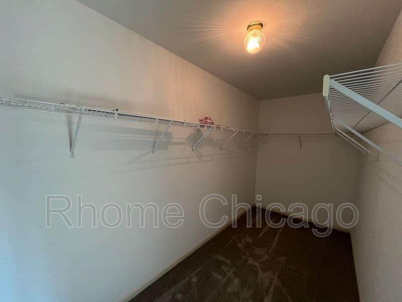 Carol Stream House: 1034 Idaho St.