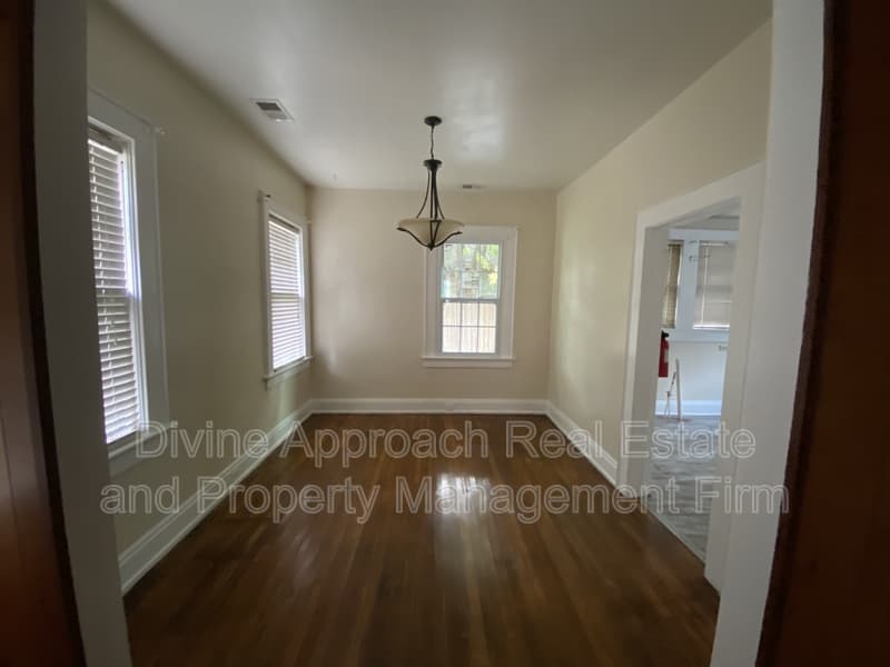Fairfield House: 5001 Farrell Avenue