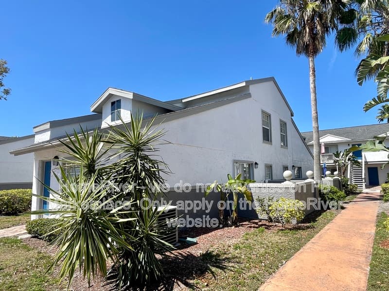 Tampa Condo: 8517 Lincoln Cove Dr