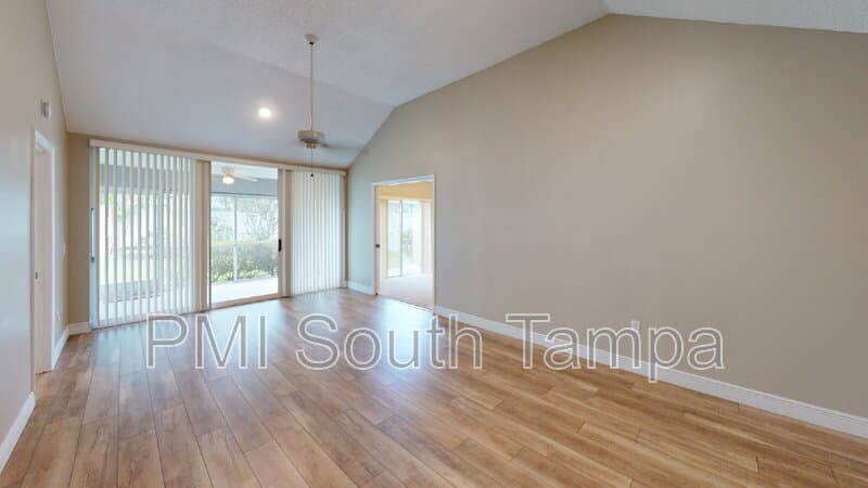 Bradenton House: 3506 52nd Ave W