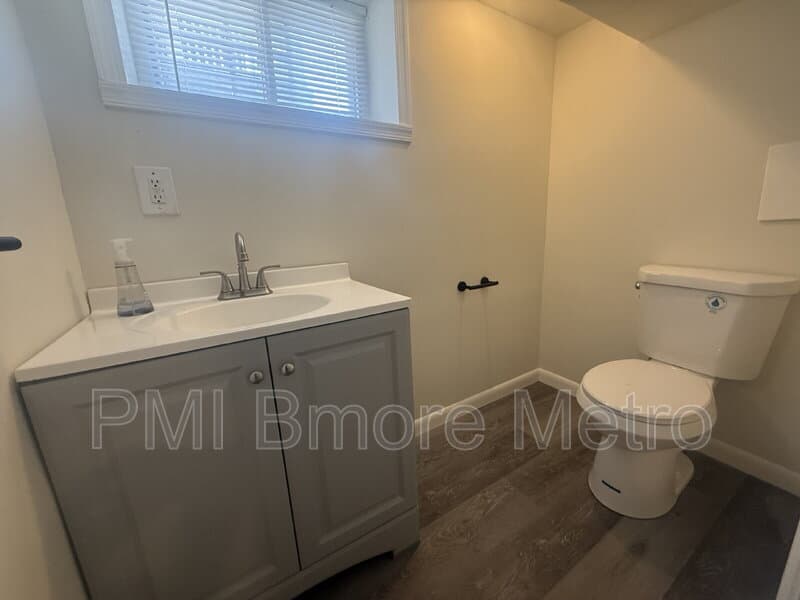 Baltimore Townhome: 519 E Coldspring Lane