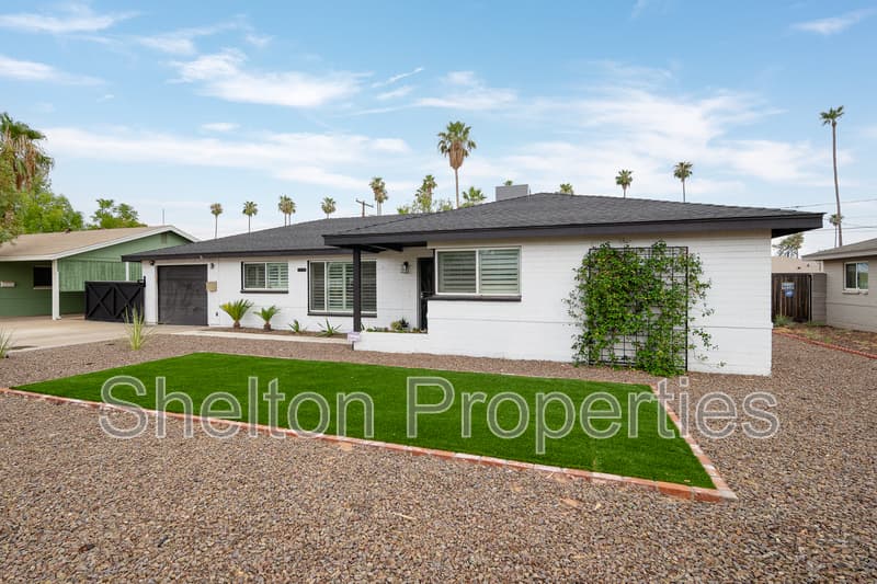 Phoenix House: 1731 W Highland Ave