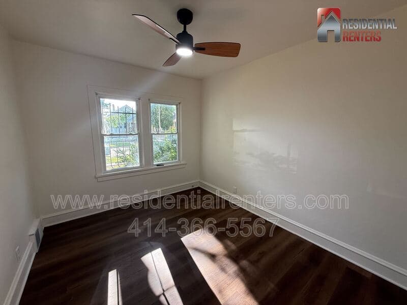 Milwaukee House: 5560 N 40th Street