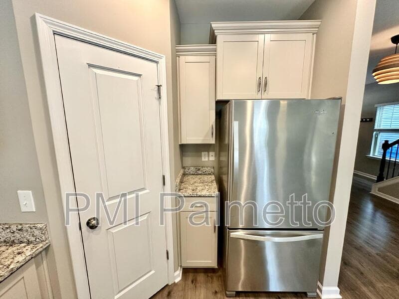 West Columbia House: 117 Weeping Oak Lane