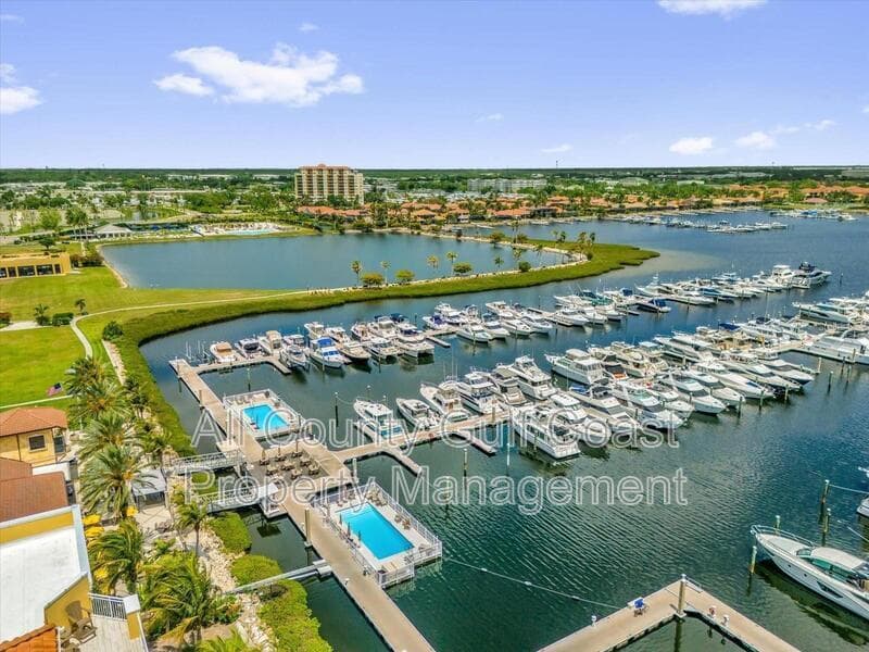 Palmetto House: 611 Riviera Dunes Way
