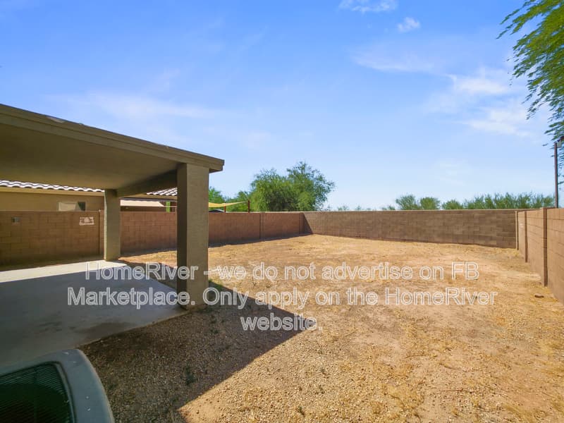 Maricopa House: 42706 W Hillman Dr