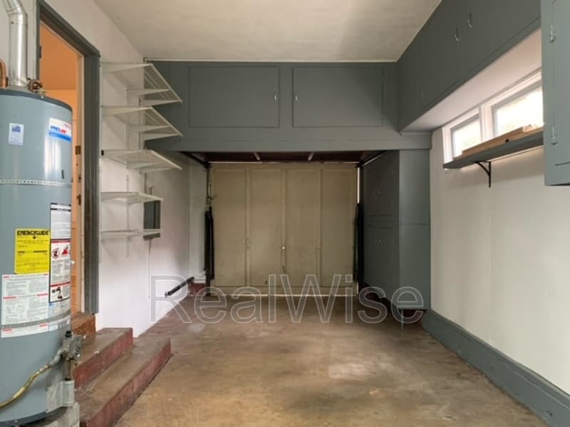 Grants Pass House: 1324 NW Washington Blvd