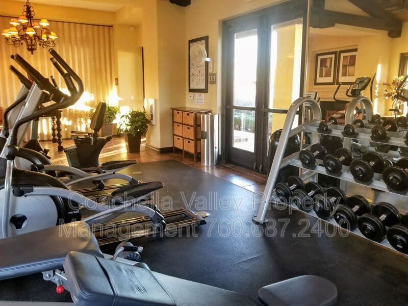 Palm Desert Condo: 321 Paseo Gusto