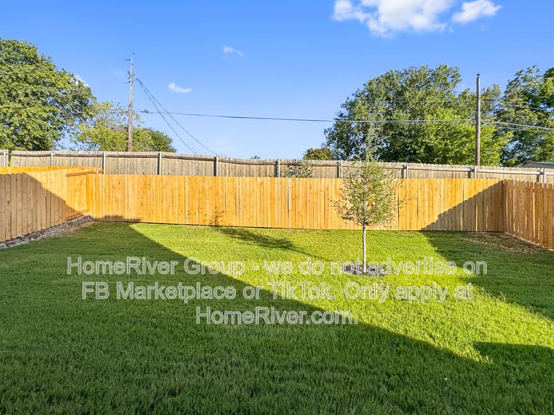 Dallas House: 4233 Lava Forest Dr