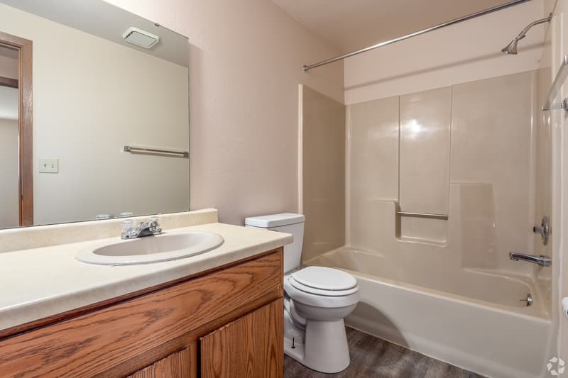 Green Bay Condo: 1721 Lenwood Avenue