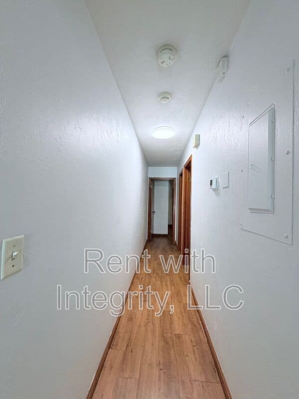 Tallahassee House: 1280 High Rd