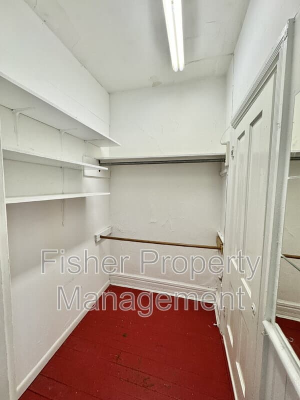 Richmond Condo: 1921 Floyd Avenue