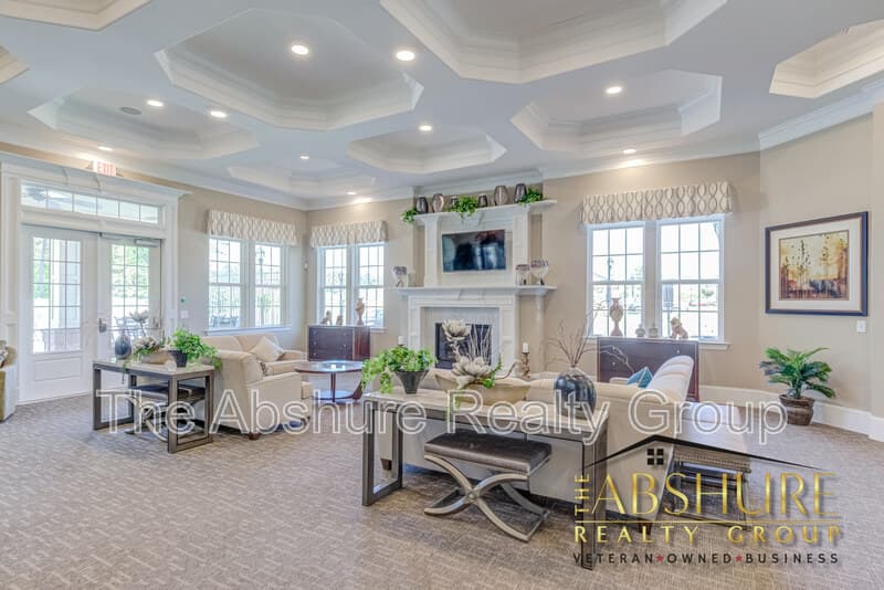 Durham Condo: 1053 Commack Drive