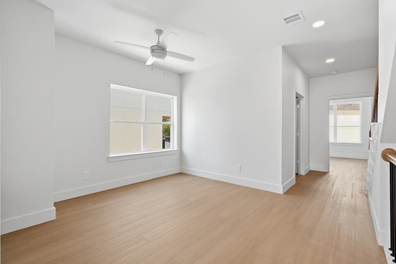 Fort Worth House: 2337 Benbrook Boulevard