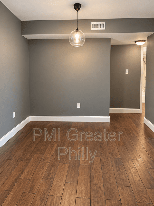 Philadelphia Condo: 407 Shawmont