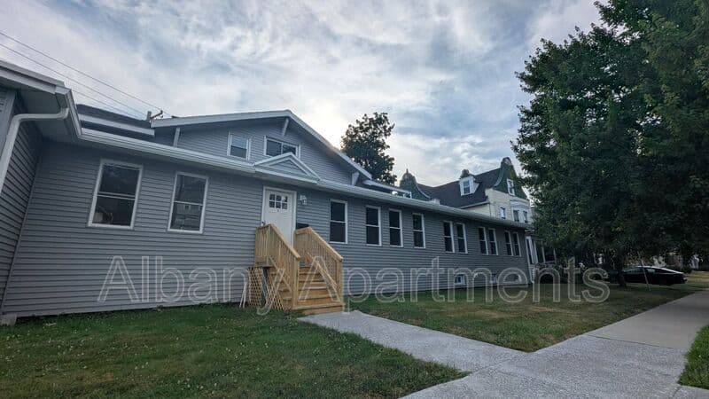 Albany Condo: 4 Teneyck Avenue - 3