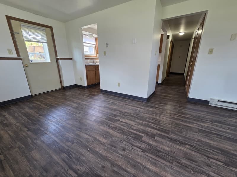 Neenah Condo: 324 Joseph St.