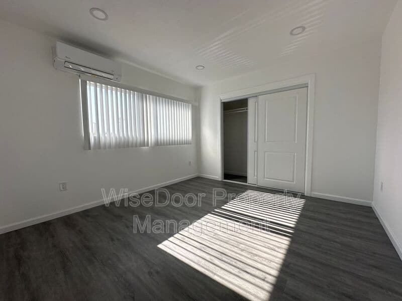 Garden Grove House: 10392 Lampson Ave