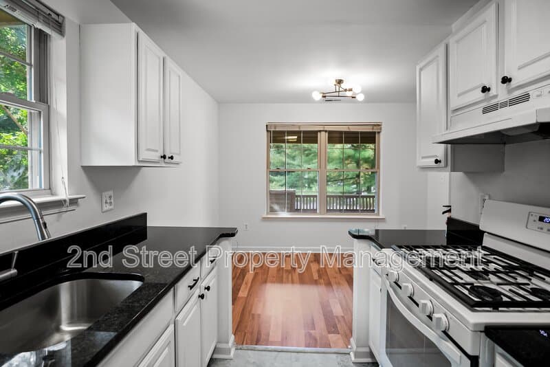 Cherry Hill Condo: 377 Tavistock - 1