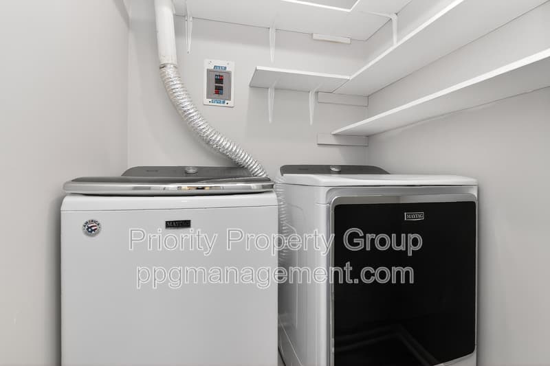Charlotte Condo: 4601 Coronado Drive Apt B