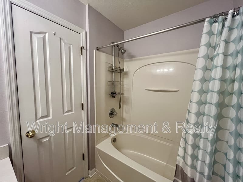 Tampa Townhome: 8710 Sheldon Creek Boulevard