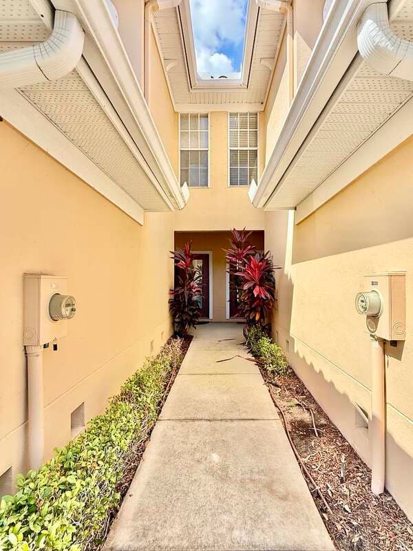 St. Petersburg Townhome: 131 Valencia Circle - 1