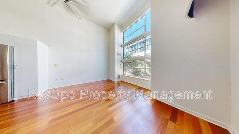 San Francisco Condo: 175 Bluxome Street