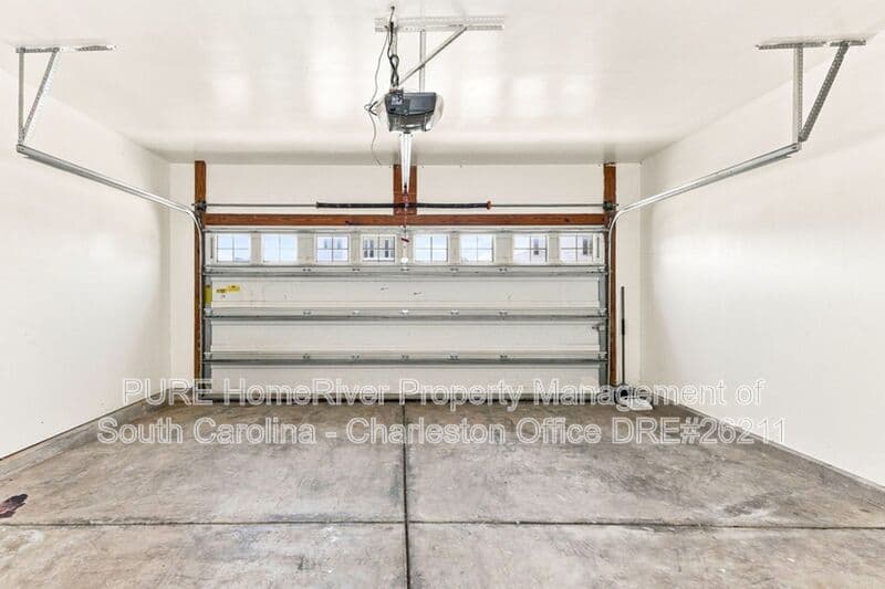 Goose Creek House: 437 Watershed Dr