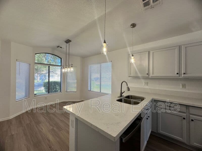 Chandler House: 1831 W. Havasu Way