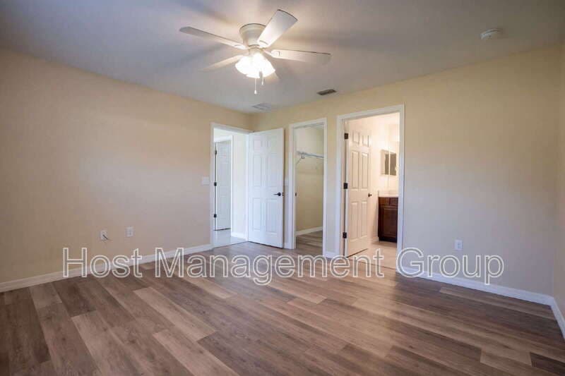 Ocala House: 2875 SW 162nd Street Road