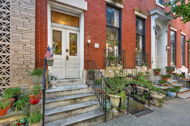 Baltimore Townhome: 931 Saint Paul Street - Unit BR