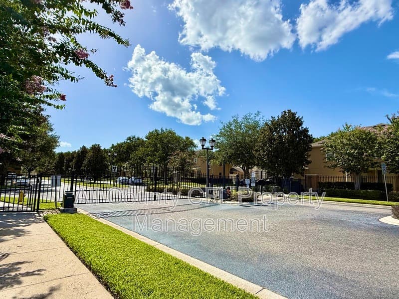 Winter Garden Townhome: 218 Winter Nellis Circle