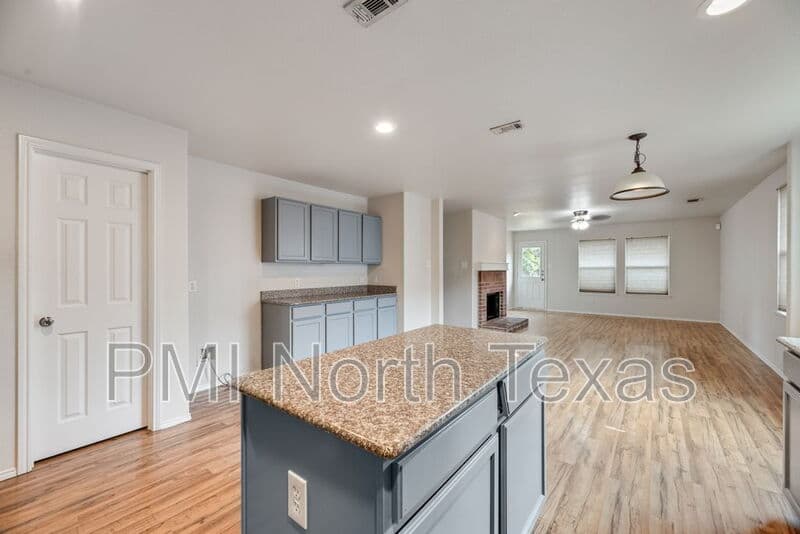 Frisco House: 13072 Sewanee Drive