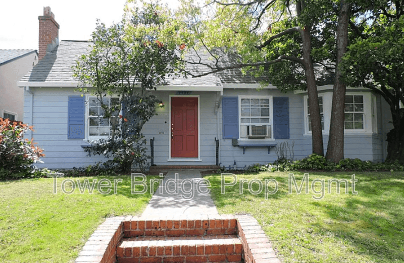 Sacramento House: 4424 T Street