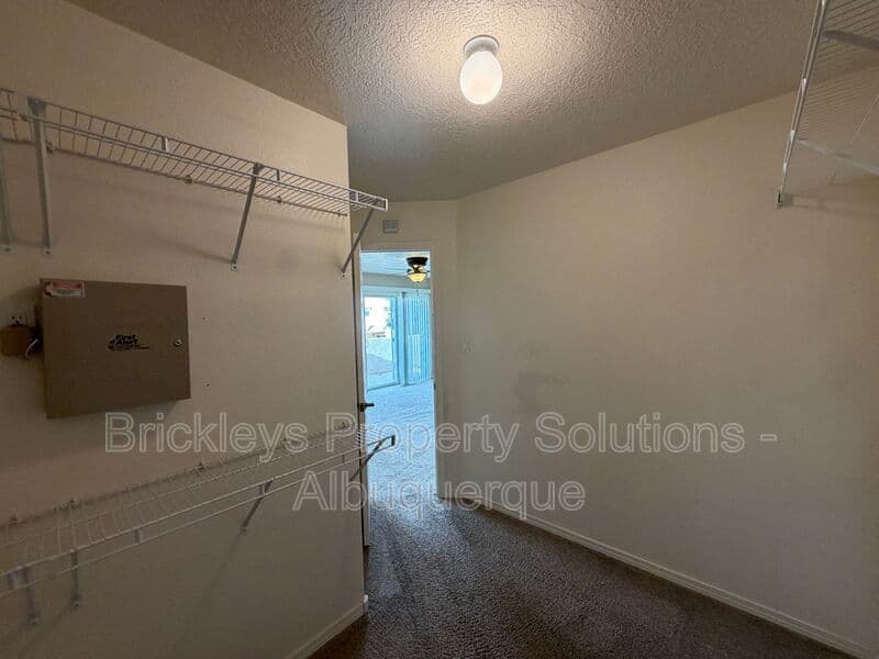 Albuquerque House: 1904 Busher St. SE
