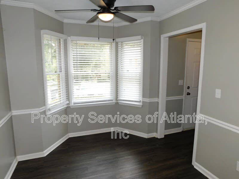 Marietta House: 2775 New South Dr