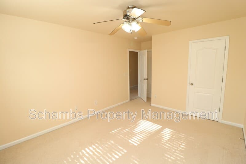 Raleigh House: 12554 Honeychurch St