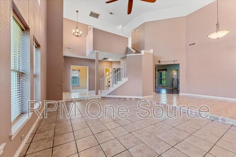 Plano House: 6752 Macintosh Drive